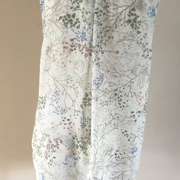 H&M Sheer Floral Blouse - Picture 6 of 7